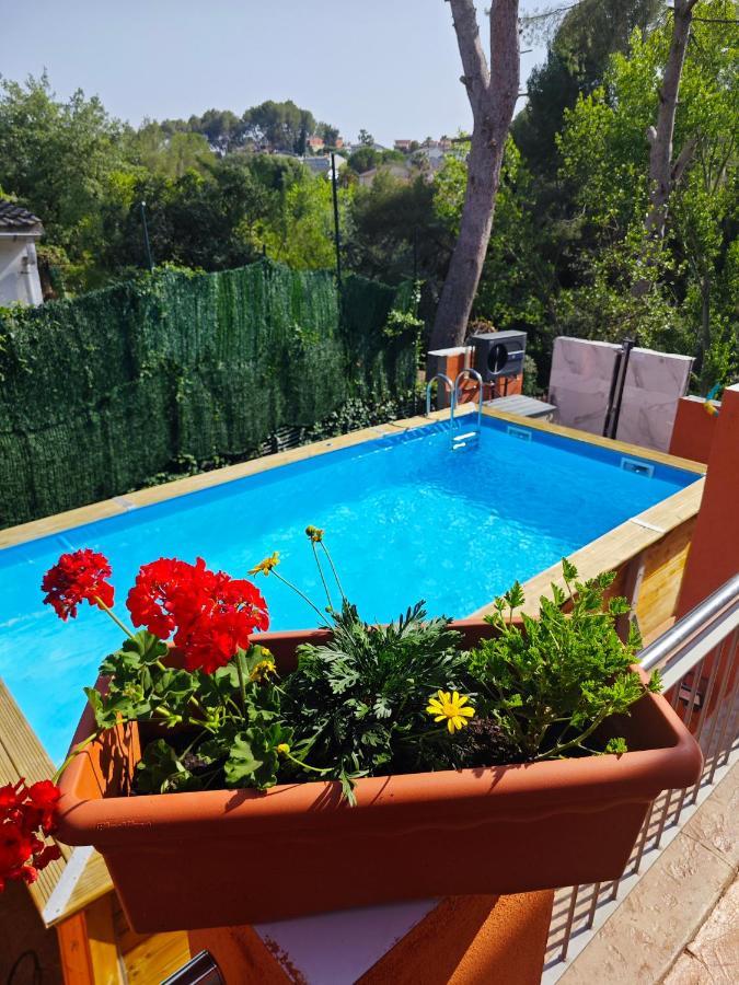 圣埃斯特韦·塞斯罗维尔Relax House Barcelone别墅 外观 照片