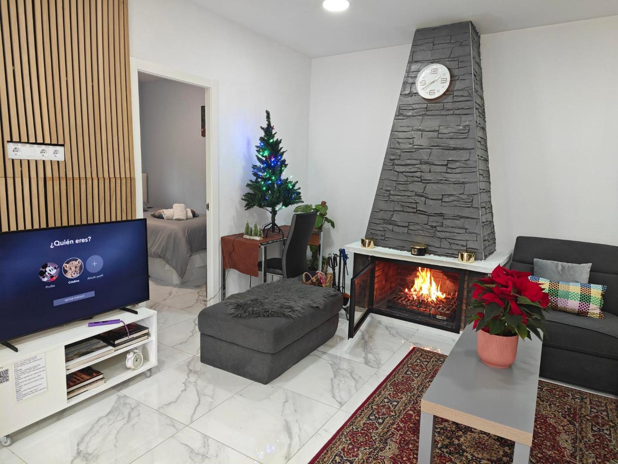 圣埃斯特韦·塞斯罗维尔Relax House Barcelone别墅 外观 照片